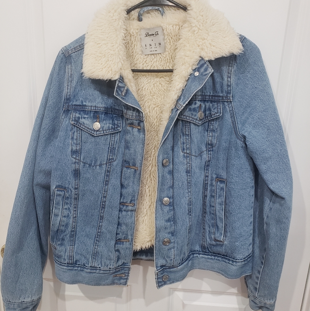 Denim Co. Sherpa fur-lined Jean Jacket ♡